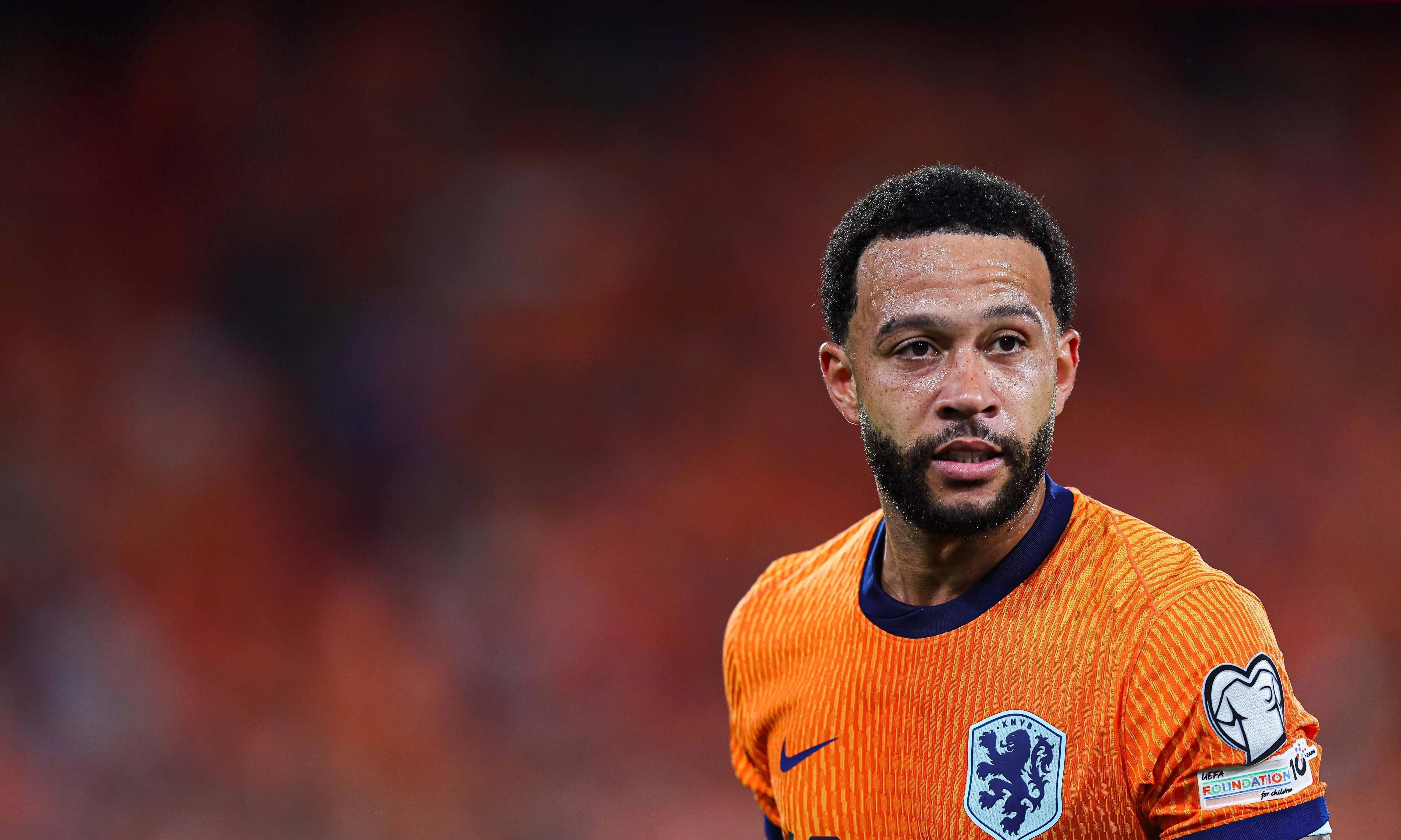 包含里程碑夜！切尔西防线松动，国王杯今晨刷纪录，压力陡增，更衣室氛围转暖的词条